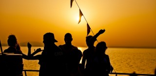 sonus-130821-photo_boatparty_sunset